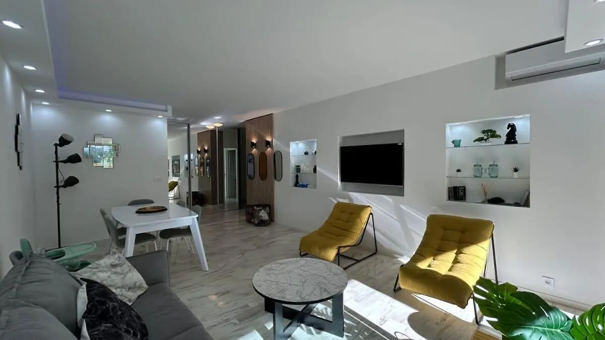 A010-Superbe Appartement Refait A Neuf Proche Croisette Cannes France