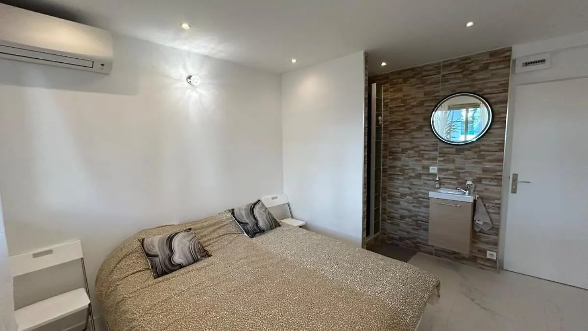 Apartment A010-Superbe Appartement Refait A Neuf Proche Croisette Cannes France